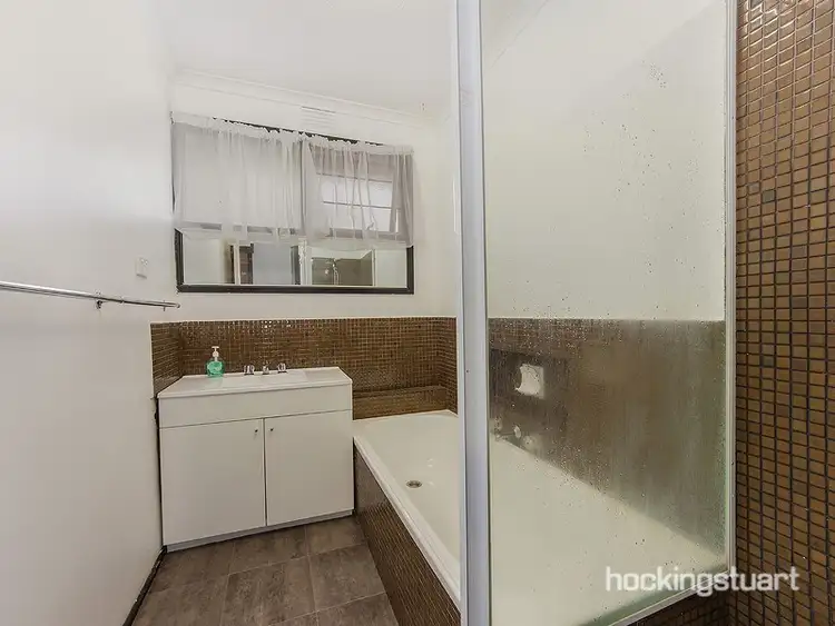 Seventh view of Homely house listing, 2 Magnolia Avenue, Kings Park VIC 3021