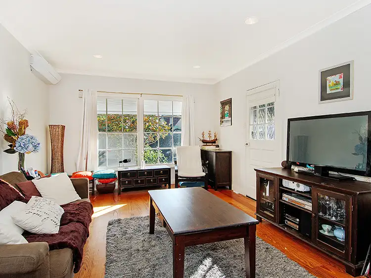 Second view of Homely unit listing, 6/20A Laburnum Street, Blackburn VIC 3130