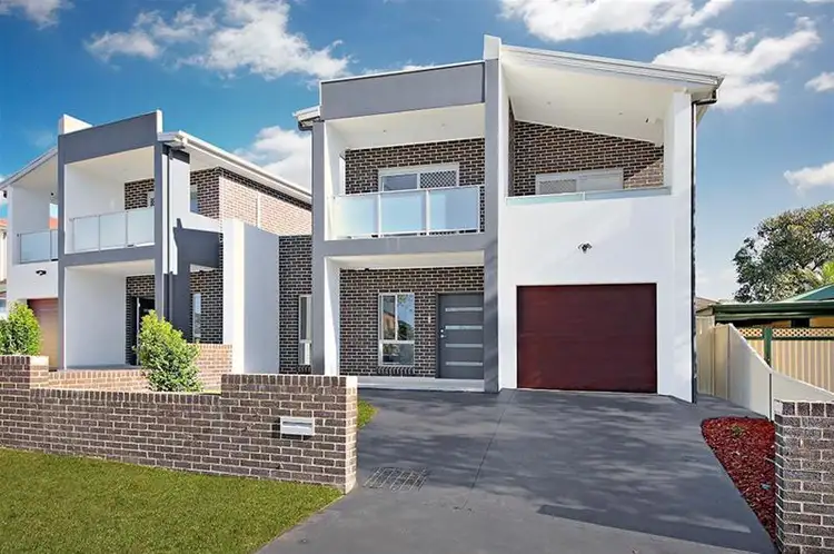 4 Hodgkinson Crescent, Panania NSW 2213