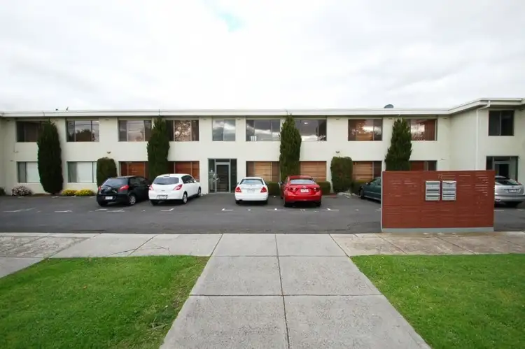 2/77 Chapman Avenue, Glenroy VIC 3046
