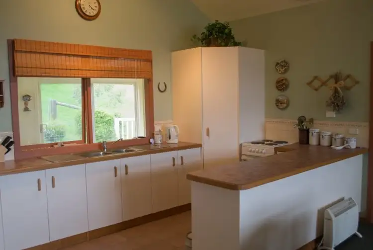 Fifth view of Homely house listing, 10 Catherine Street, Goughs Bay VIC 3723