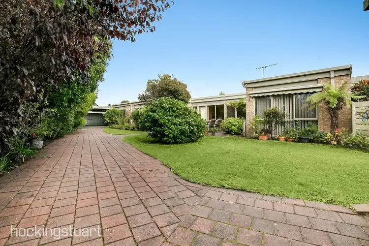 11 Keogh Street, Rosebud VIC 3939