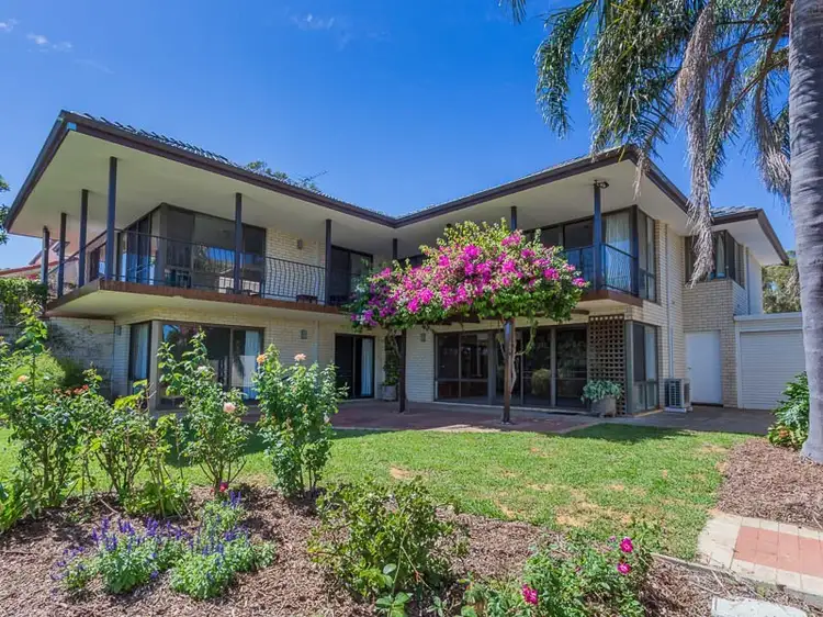 Second view of Homely house listing, 5 Narran Place, Swan View WA 6056