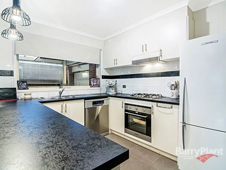 Second view of Homely house listing, 6 Chateau Close, Hoppers Crossing VIC 3029