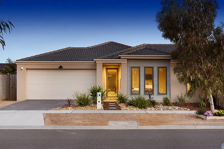 4 Tobago Avenue, Point Cook VIC 3030