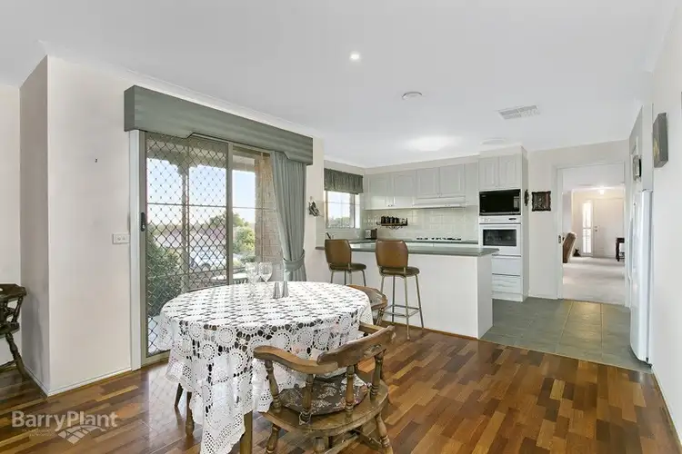 Fifth view of Homely house listing, 7 Hepburn Court, Berwick VIC 3806