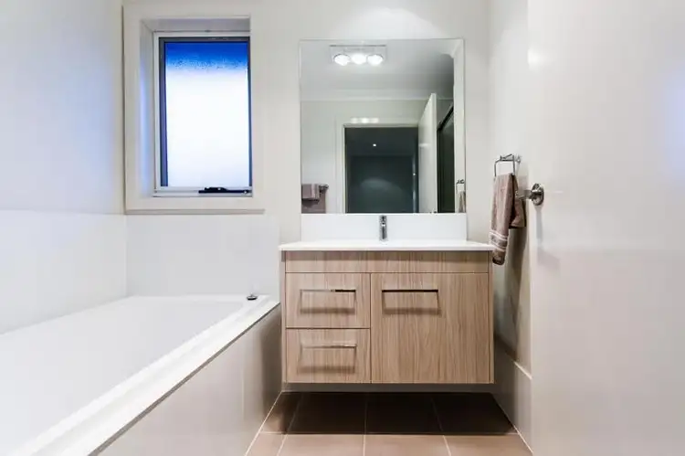 Fifth view of Homely semi-detached listing, 2/14 Macrae Street, East Maitland NSW 2323