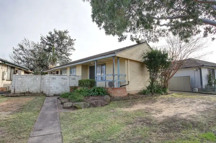 13 Maxwells Avenue, Ashcroft NSW 2168