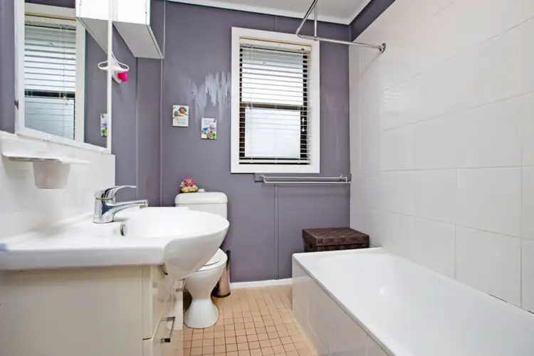 Fifth view of Homely house listing, 4 Duckenfield Avenue, Woodberry NSW 2322