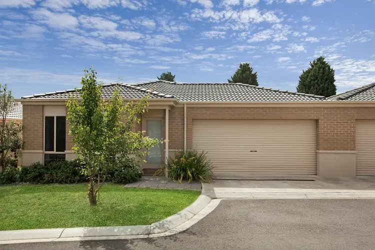 17/5 Eden Place, Wallan VIC 3756