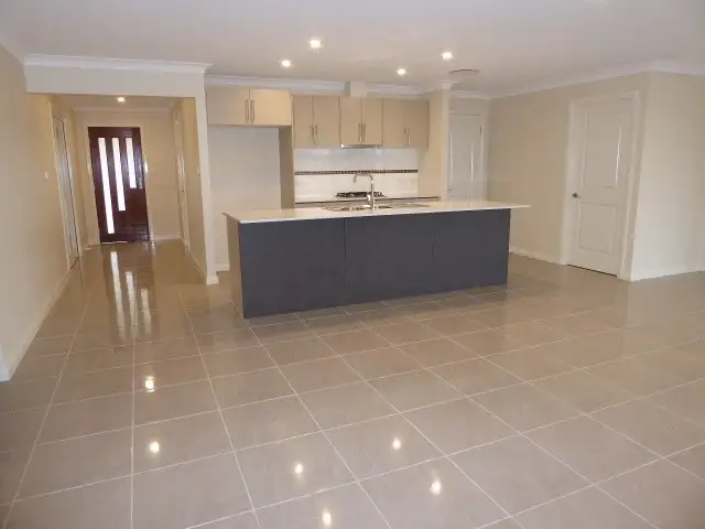 Fourth view of Homely house listing, 3 Fraser Close, Goulburn NSW 2580