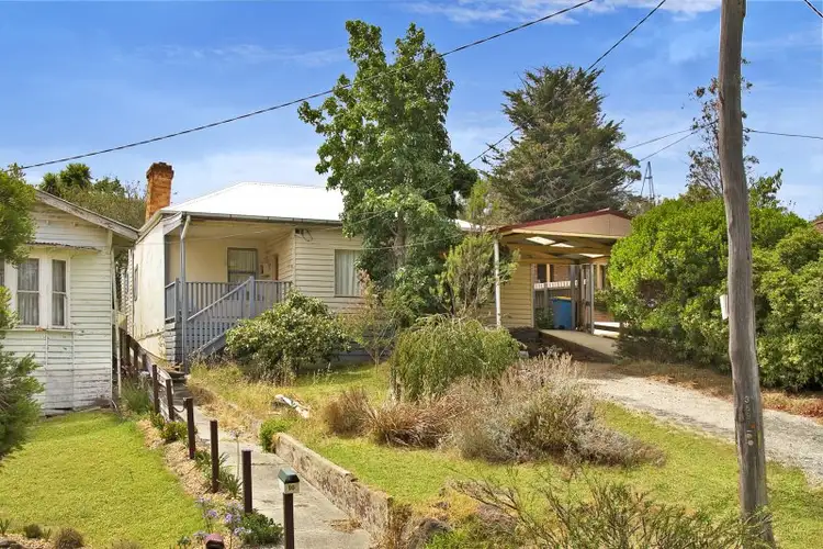 10 Victoria Parade, Kilmore VIC 3764