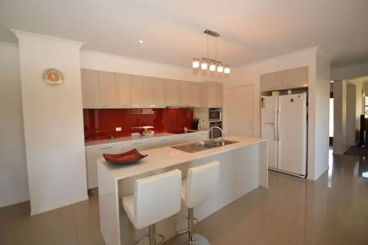 Fourth view of Homely house listing, 19 Creek View End, Wangaratta VIC 3677