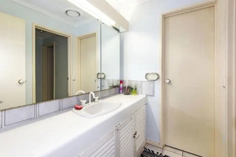 Sixth view of Homely house listing, 4 Tarata Court, Bundoora VIC 3083