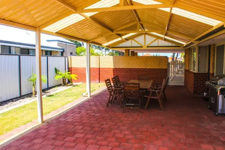 32 Secret Harbour Blvd, Secret Harbour WA 6173