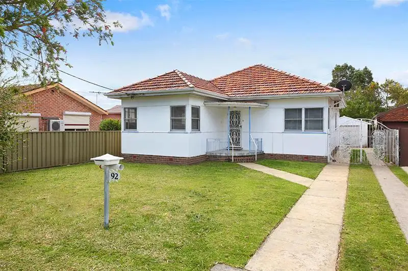Main view of Homely house listing, 92 Courtney Road, Padstow NSW 2211