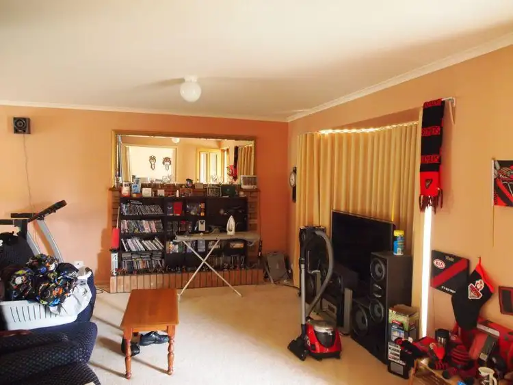 Fifth view of Homely house listing, 6 Birchwood Court, Bairnsdale VIC 3875