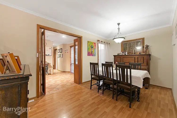Fifth view of Homely house listing, 2 Nangwarry Court, Berwick VIC 3806