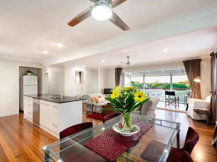 43 Kingaroy St, Stafford Heights QLD 4053