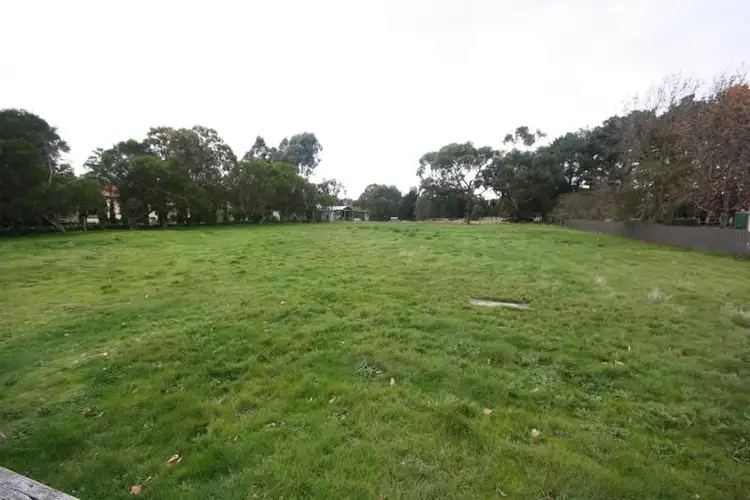 2031 Glenelg Highway, Scarsdale VIC 3351