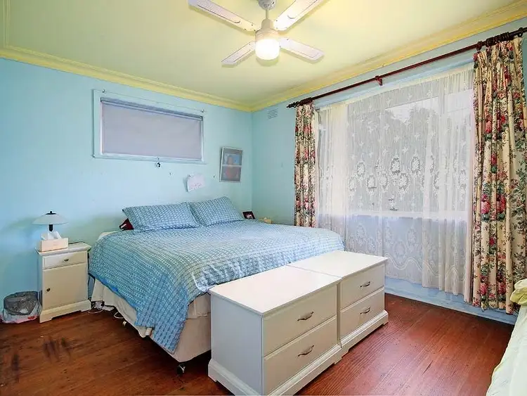 Fifth view of Homely house listing, 5 Woorill Court, Vermont VIC 3133