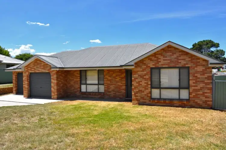 18 Spofforth Place, Kelso NSW 2795