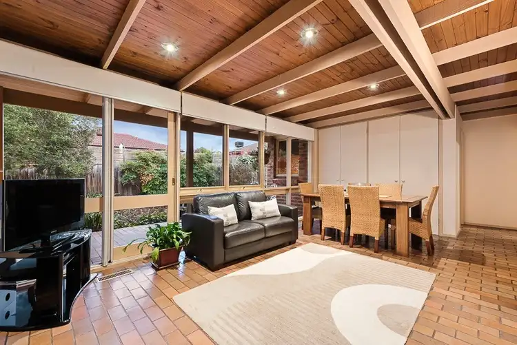 Fifth view of Homely house listing, 5 Kurdian Court, Yallambie VIC 3085