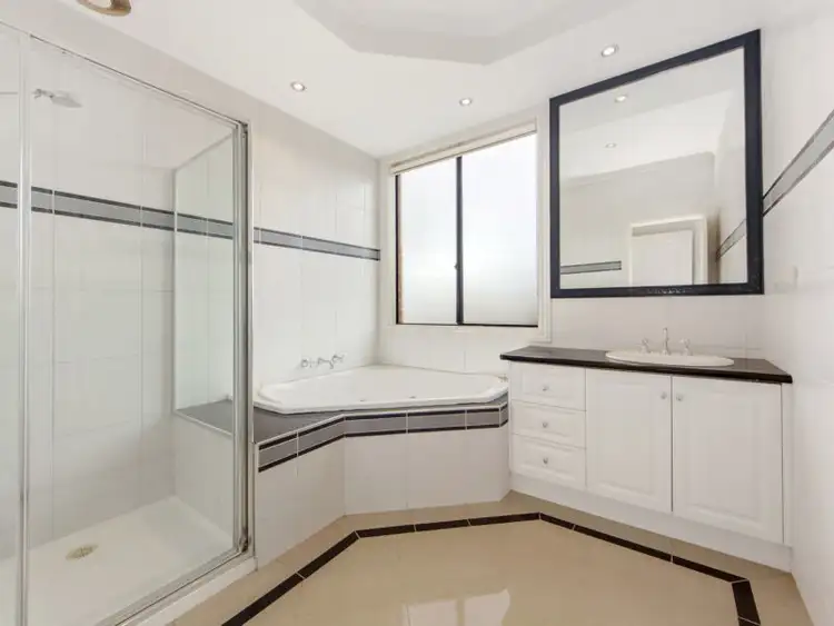 Seventh view of Homely house listing, 4 Emerald Court, Caroline Springs VIC 3023