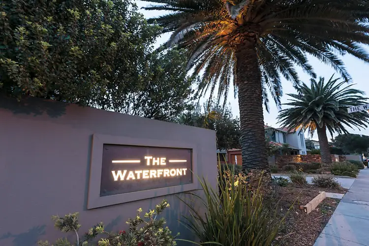 8 The Waterfront, Bonbeach VIC 3196