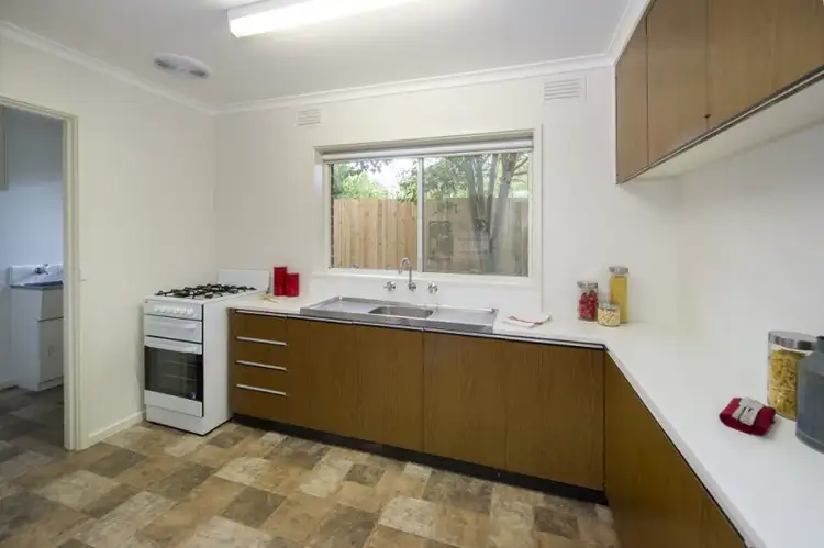 Fifth view of Homely townhouse listing, 1/374 Springvale Road, Forest Hill VIC 3131