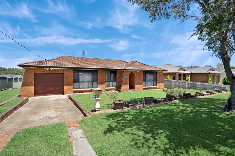 25 Church Street, East Branxton NSW 2335