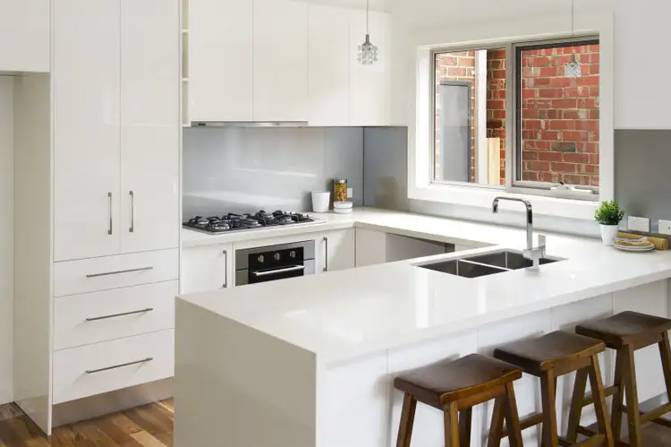Fourth view of Homely house listing, 2/105 Warrigal Road, Surrey Hills VIC 3127