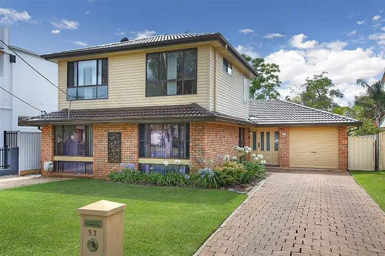53 Apex Avenue, Picnic Point NSW 2213
