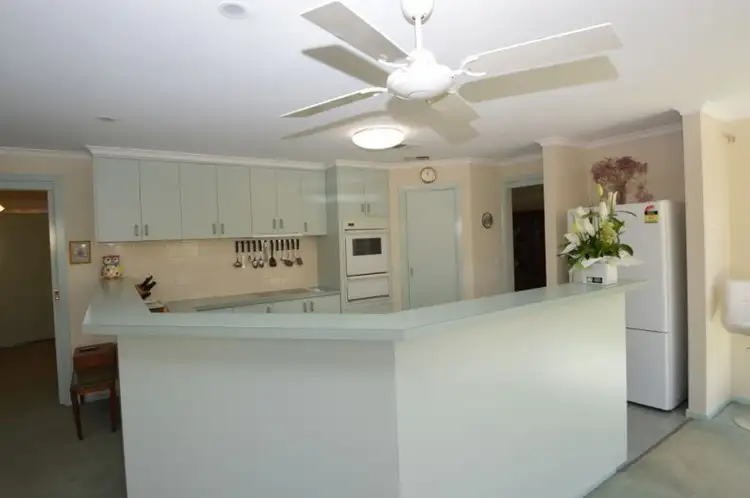 Fifth view of Homely house listing, 6 Grace Court, Wangaratta VIC 3677