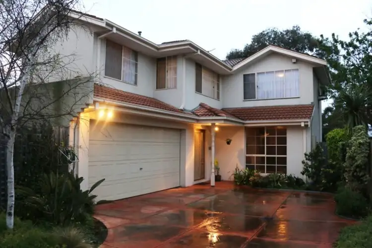 2/265 Queen Street, Altona VIC 3018