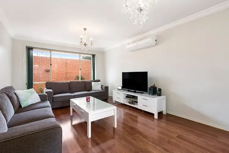 2/151 Springfield Road, Blackburn North VIC 3130