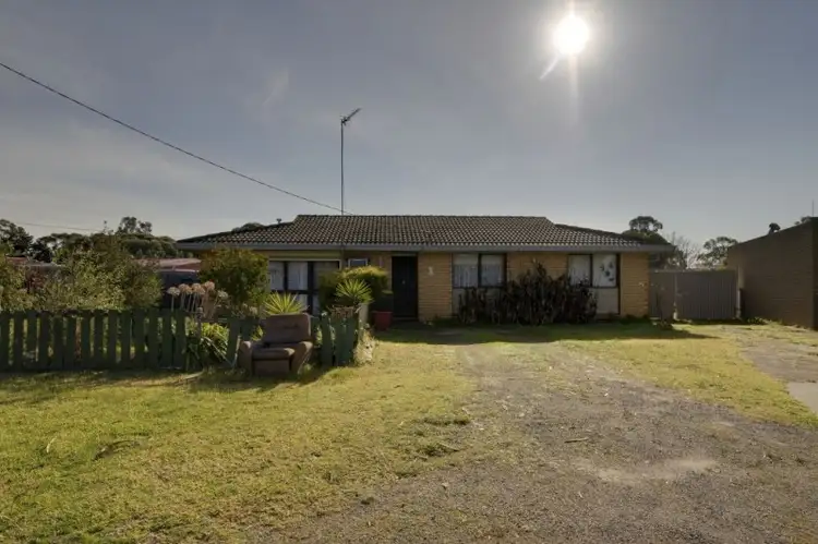 1 Morrison Parade, Glengarry VIC 3854