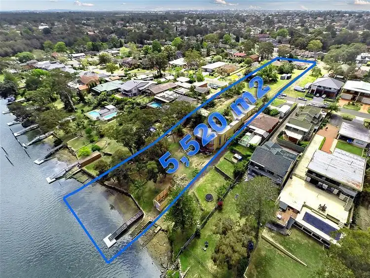 688 Henry Lawson Drive, East Hills NSW 2213