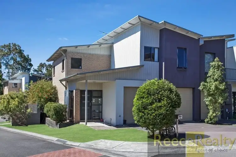 16 Kestrel Circuit, Shortland NSW 2307