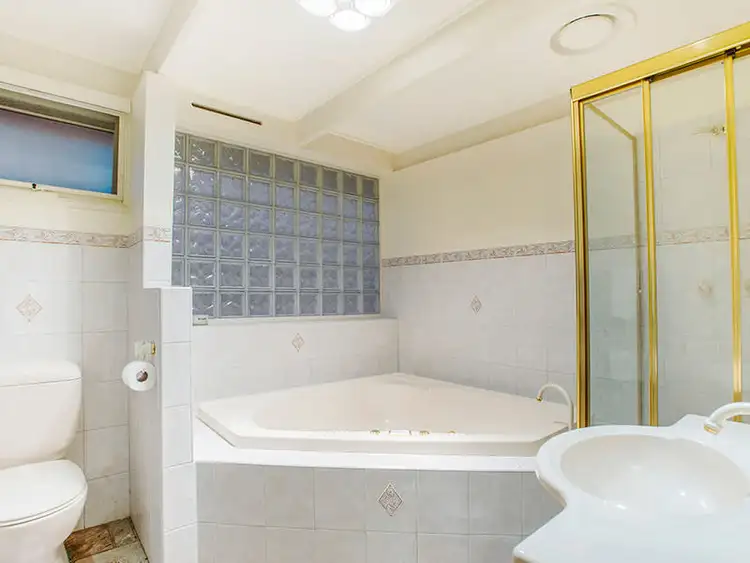 Fourth view of Homely house listing, 27 Eldan Drive, Werribee VIC 3030