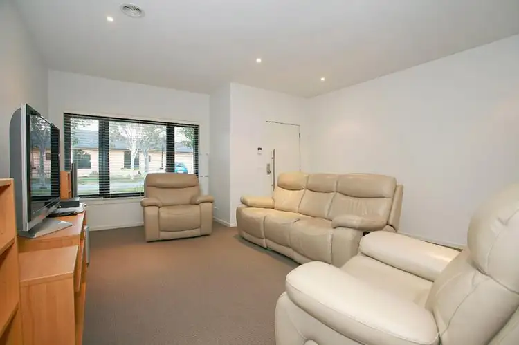 Second view of Homely house listing, 4 Viewmount Place, Skye VIC 3977