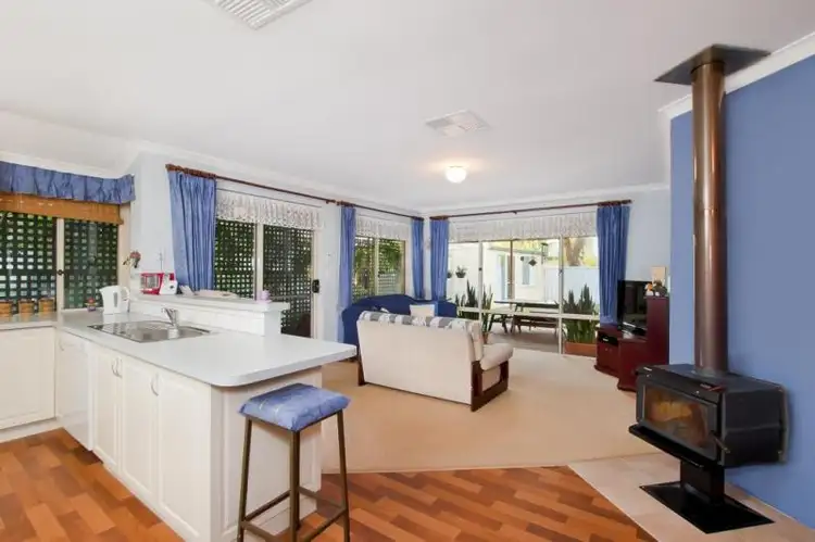 66 Clydebank Avenue, West Busselton WA 6280