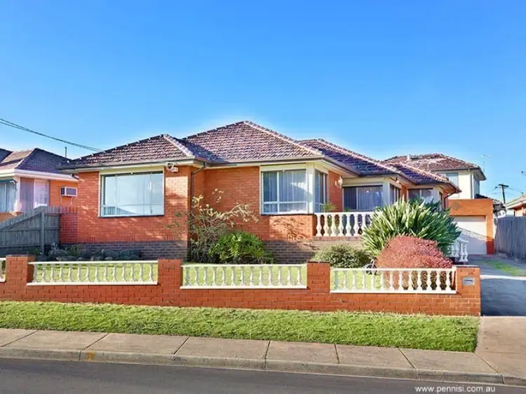46 Newman Crescent, Niddrie VIC 3042