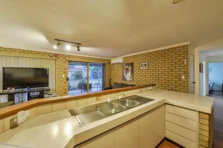 Sixth view of Homely house listing, 8 Finula Place, Parkwood WA 6147
