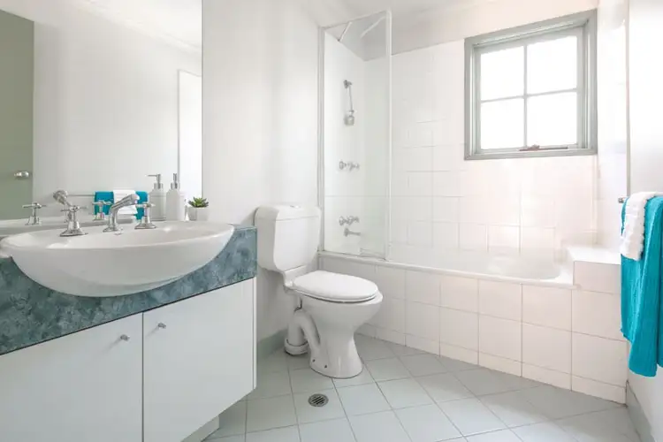 Fifth view of Homely apartment listing, 3/461 Lygon Street, Carlton VIC 3053