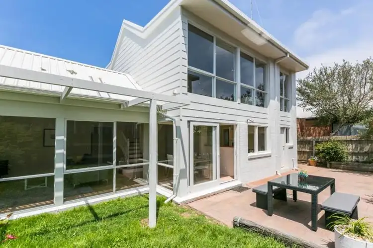 27 Glaneuse Avenue, Torquay VIC 3228