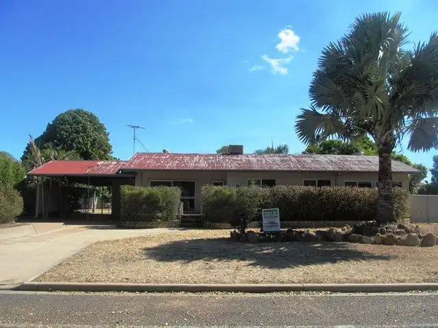 31 Retro Street, Emerald QLD 4720