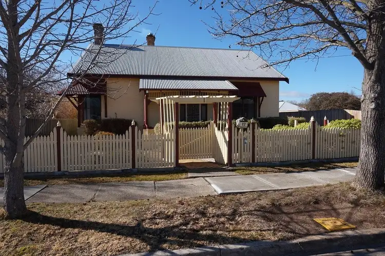 17 Park Street, Goulburn NSW 2580