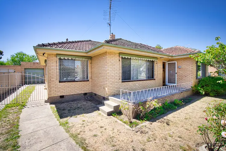8 Ritchie Street, Brown Hill VIC 3350