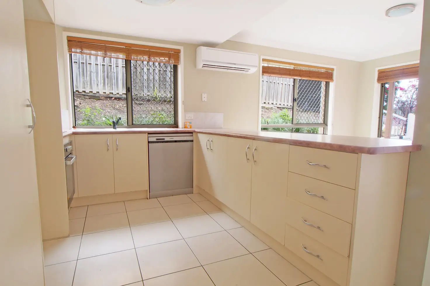Main view of Homely townhouse listing, 15/127-143 Greenacre Drive, Parkwood QLD 4214